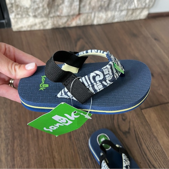 NWT Sanuk yoga mat flip flops, baby/toddler boys size 7/8 - Picture 3 of 10